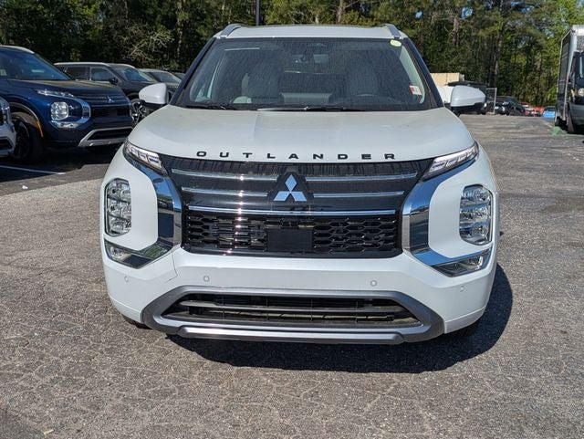 2026 Mitsubishi Outlander Base