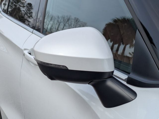 2026 Mitsubishi Outlander Base