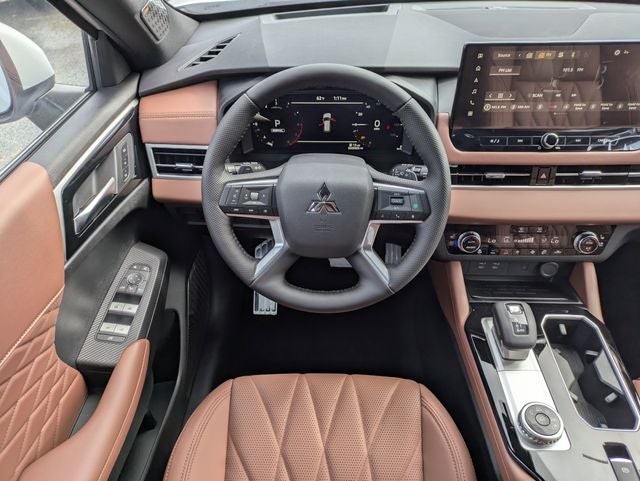 2026 Mitsubishi Outlander Base