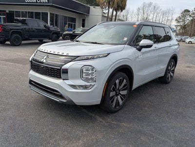 2026 Mitsubishi Outlander Base