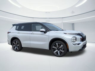 2026 Mitsubishi Outlander Base