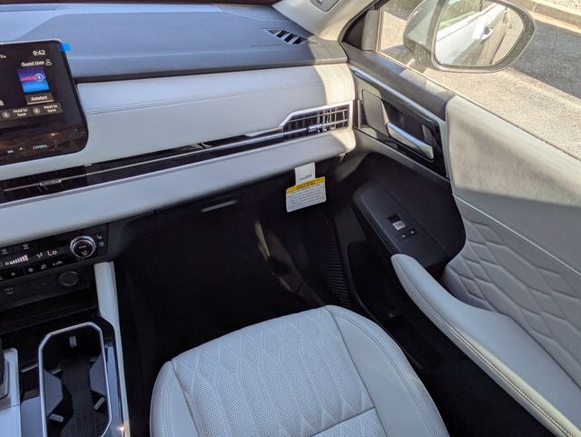 2026 Mitsubishi Outlander Base