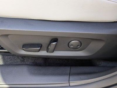 2026 Mitsubishi Outlander Base