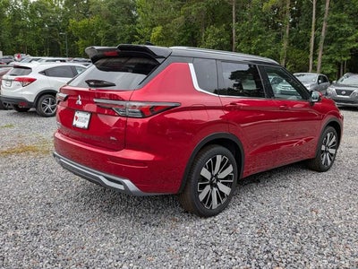 2026 Mitsubishi Outlander Base