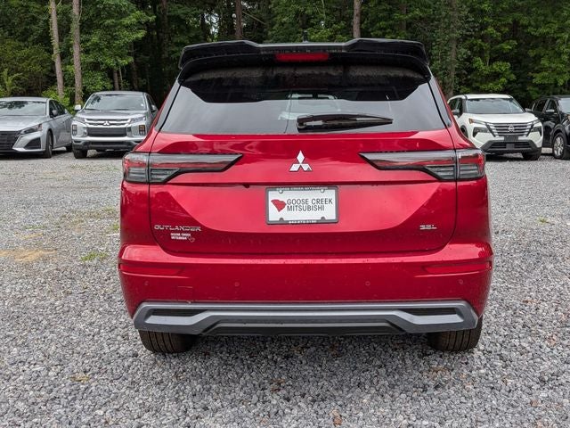 2026 Mitsubishi Outlander Base