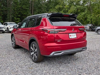2026 Mitsubishi Outlander Base