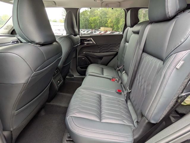 2026 Mitsubishi Outlander SEL
