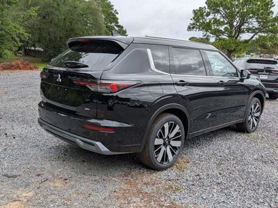 2026 Mitsubishi Outlander SEL