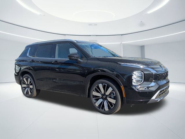 2026 Mitsubishi Outlander Base