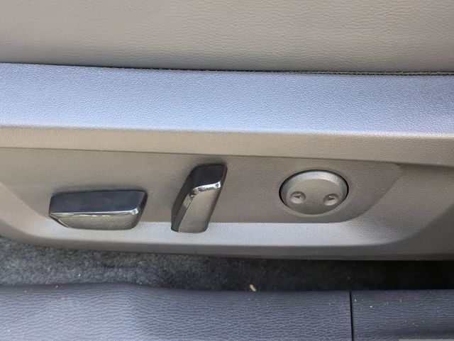 2026 Mitsubishi Outlander Base