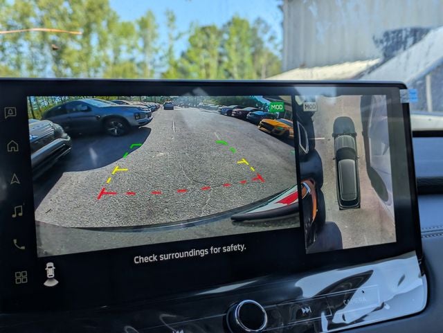 2026 Mitsubishi Outlander Base