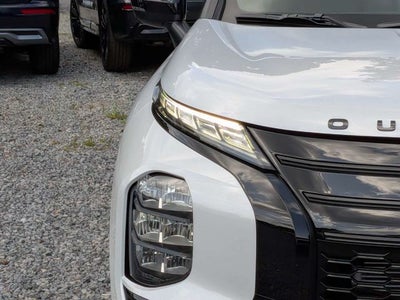 2026 Mitsubishi Outlander Black Edition
