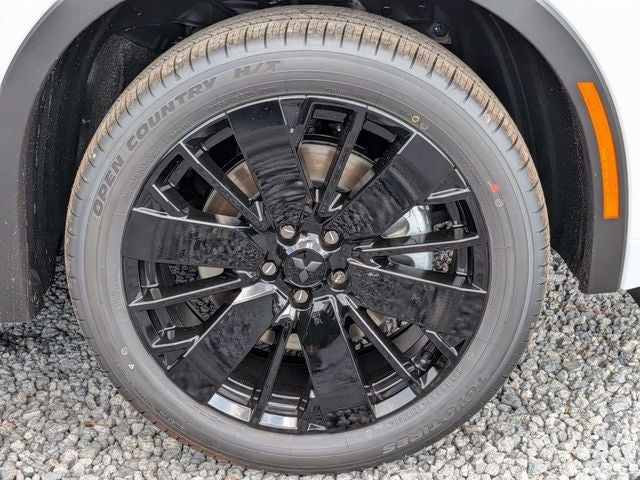 2026 Mitsubishi Outlander Black Edition