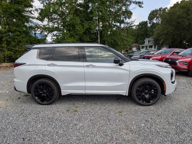 2026 Mitsubishi Outlander Black Edition
