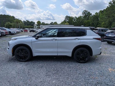 2026 Mitsubishi Outlander Black Edition