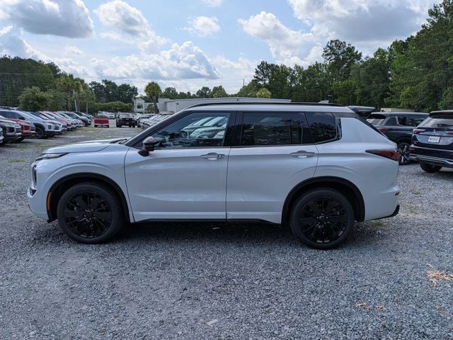 2026 Mitsubishi Outlander Black Edition