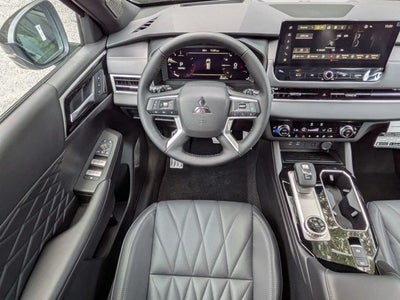 2026 Mitsubishi Outlander Black Edition