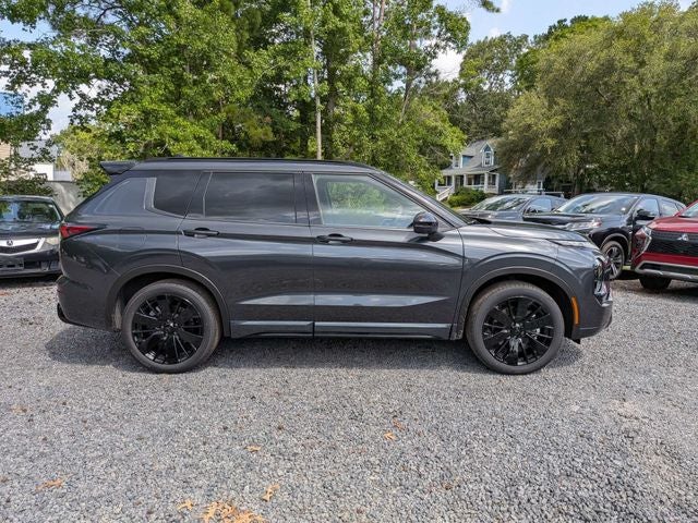 2026 Mitsubishi Outlander Black Edition