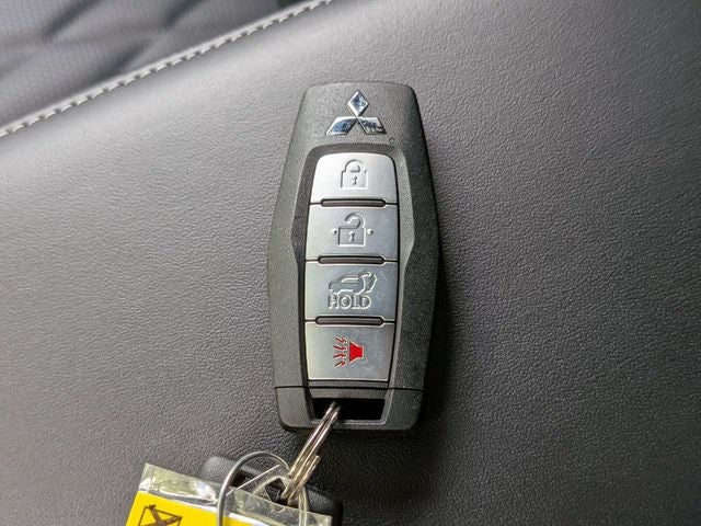 2026 Mitsubishi Outlander Black Edition