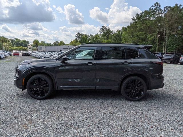 2026 Mitsubishi Outlander Black Edition