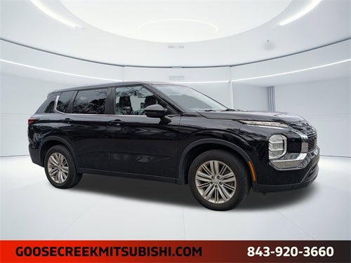 2022 Mitsubishi Outlander ES