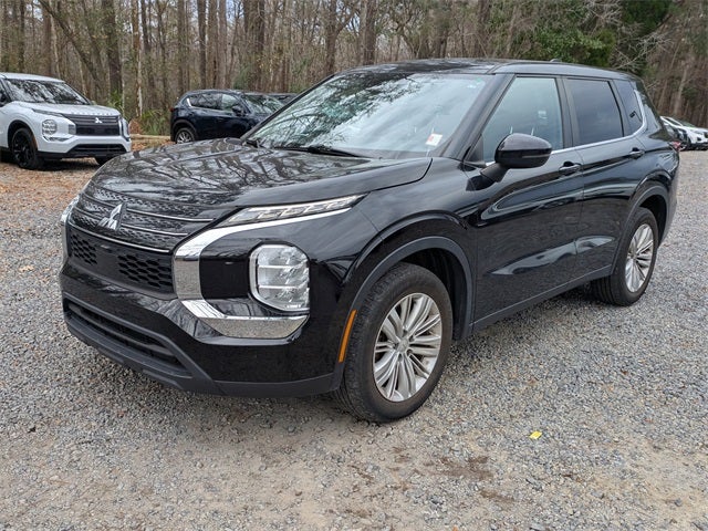 2022 Mitsubishi Outlander ES