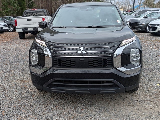 2022 Mitsubishi Outlander ES