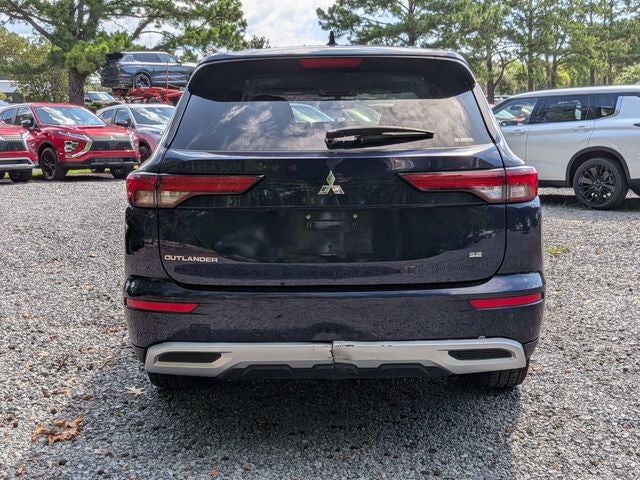 2023 Mitsubishi Outlander SE