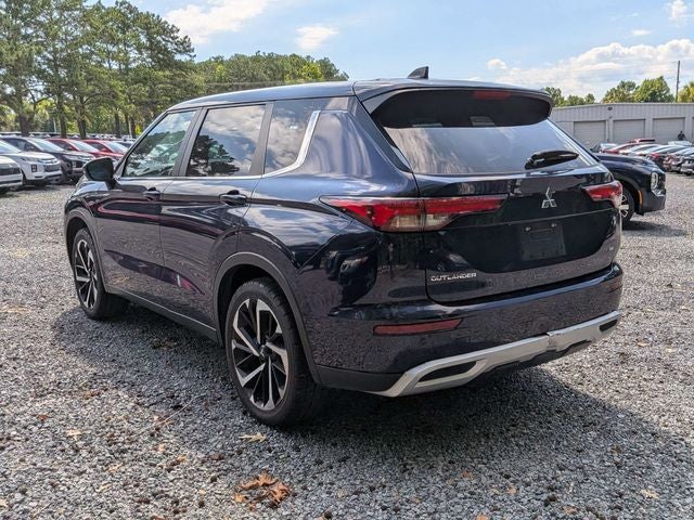 2023 Mitsubishi Outlander SE