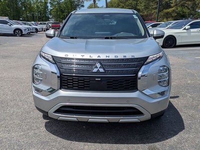 2024 Mitsubishi Outlander SE