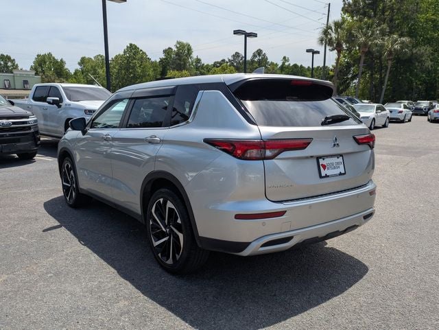 2024 Mitsubishi Outlander SE