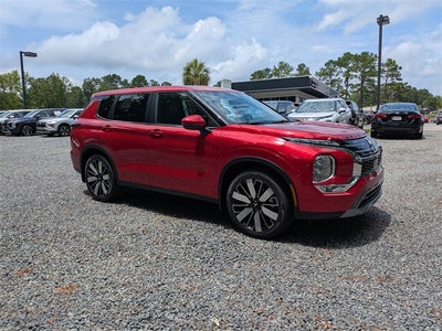 2025 Mitsubishi Outlander SE