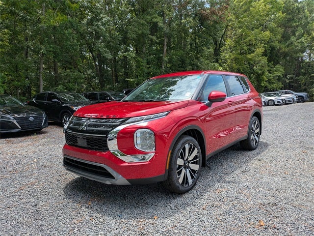 2025 Mitsubishi Outlander SE