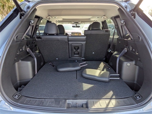 2025 Mitsubishi Outlander Base