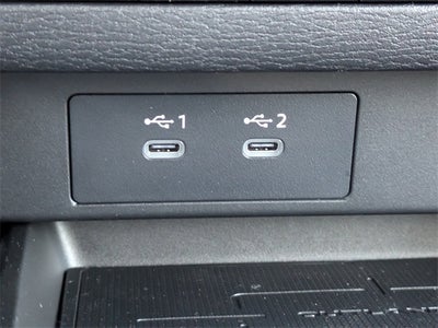 2025 Mitsubishi Outlander Base