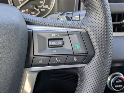 2025 Mitsubishi Outlander Base