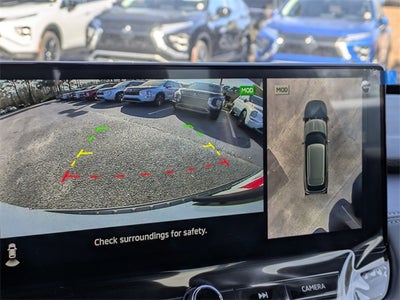 2025 Mitsubishi Outlander Base