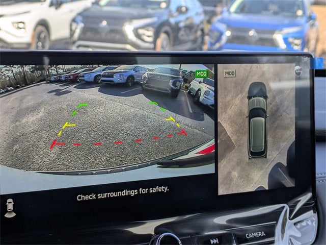 2025 Mitsubishi Outlander Base