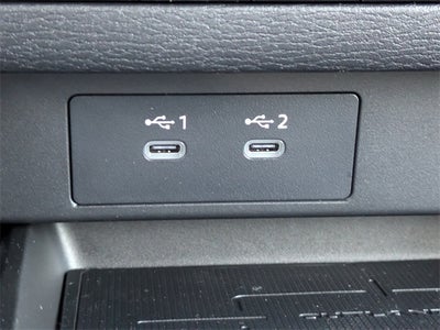 2025 Mitsubishi Outlander Base