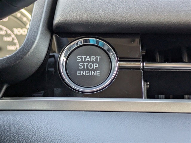 2025 Mitsubishi Outlander Base