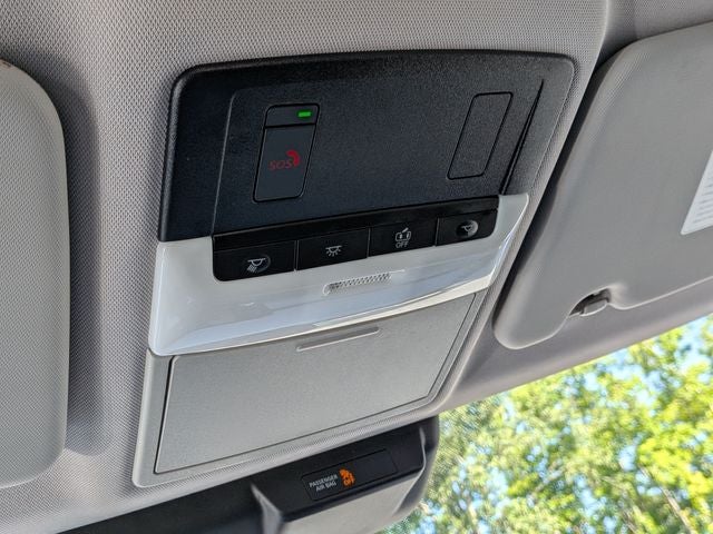 2024 Mitsubishi Outlander Base