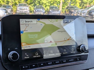 2024 Mitsubishi Outlander Base
