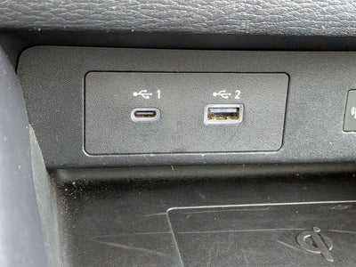 2024 Mitsubishi Outlander Base