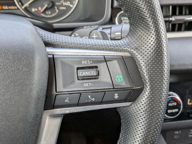 2024 Mitsubishi Outlander Base