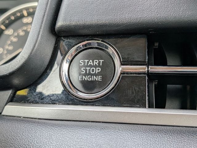 2024 Mitsubishi Outlander Base