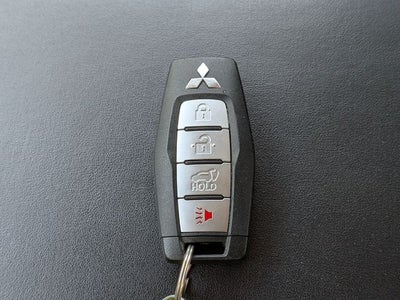 2024 Mitsubishi Outlander Base