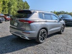 2024 Mitsubishi Outlander Base