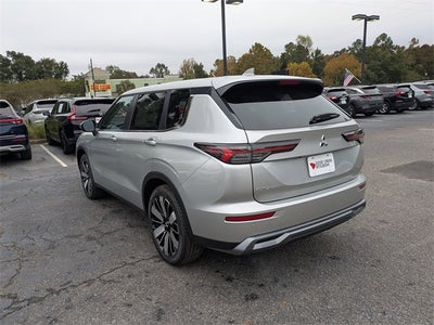 2025 Mitsubishi Outlander SE