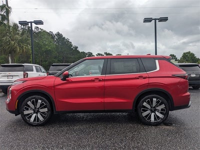 2025 Mitsubishi Outlander SE