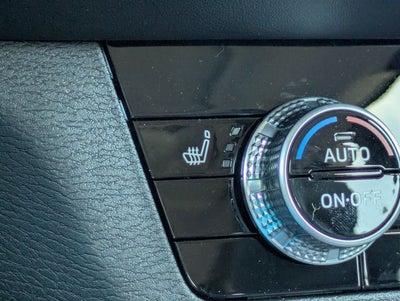 2025 Mitsubishi Outlander Base